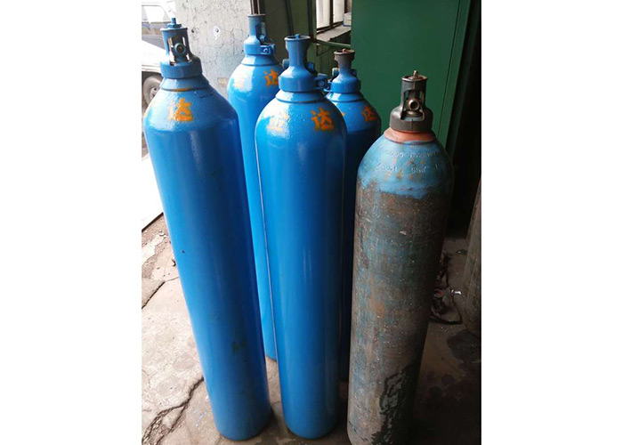 氧氣瓶檢驗前后對比